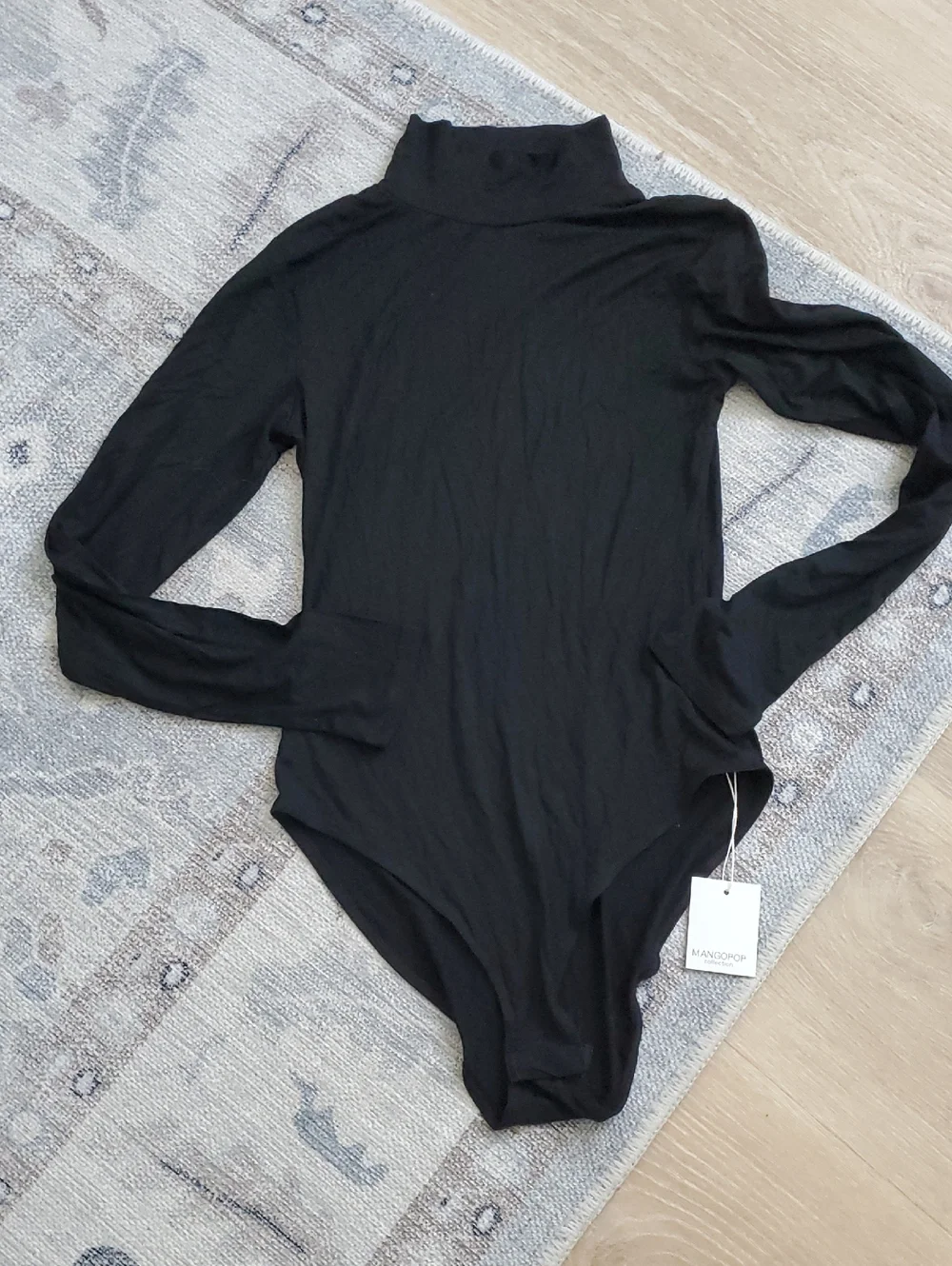 NWT MangoPop Black Longsleeve Bodysuit Mock Turtleneck SzS - Picture 2 of 10